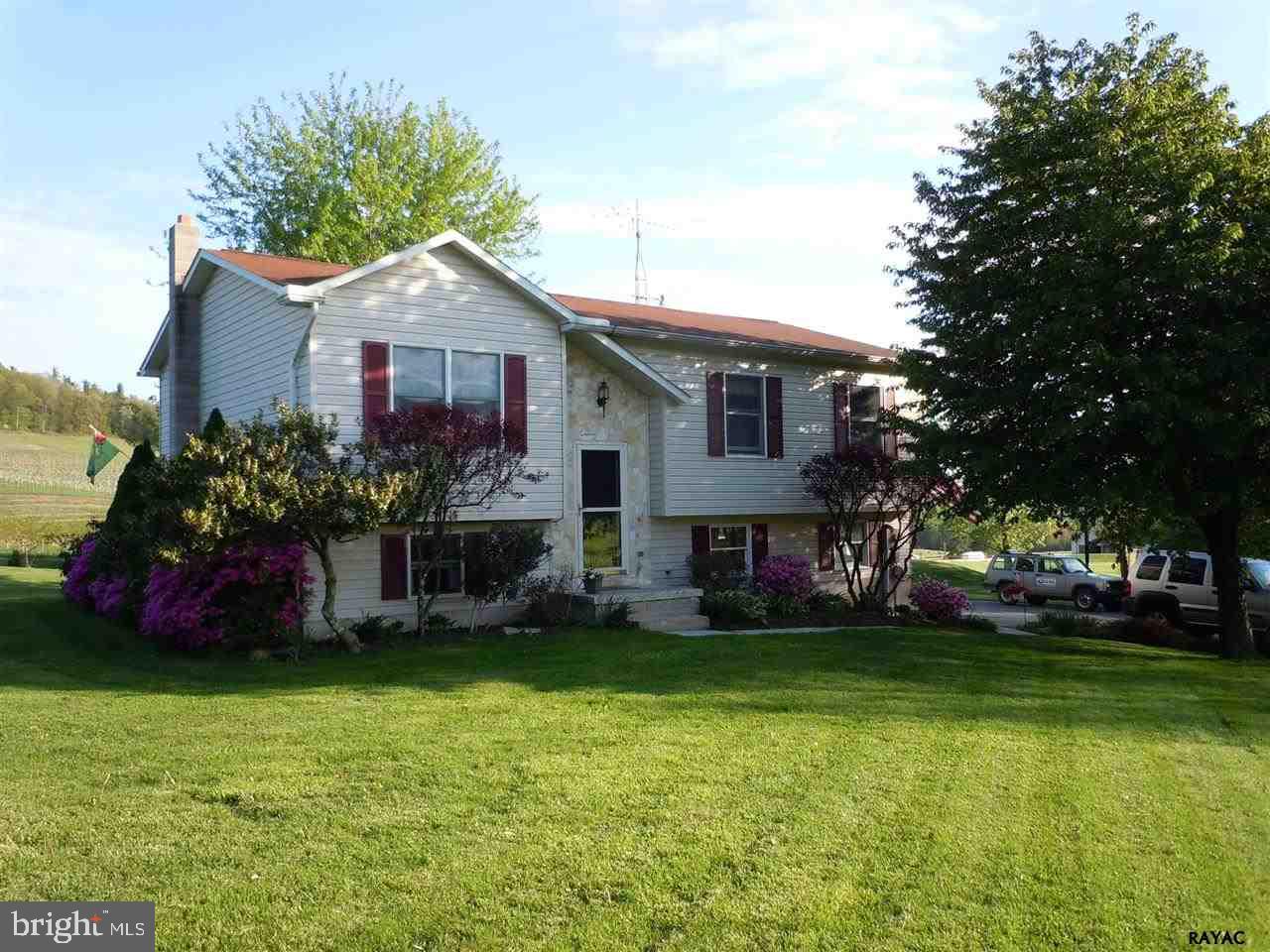1230 Quaker Valley Road Biglerville, PA 17307 - Photo 4 of 30 Gallery Image 4