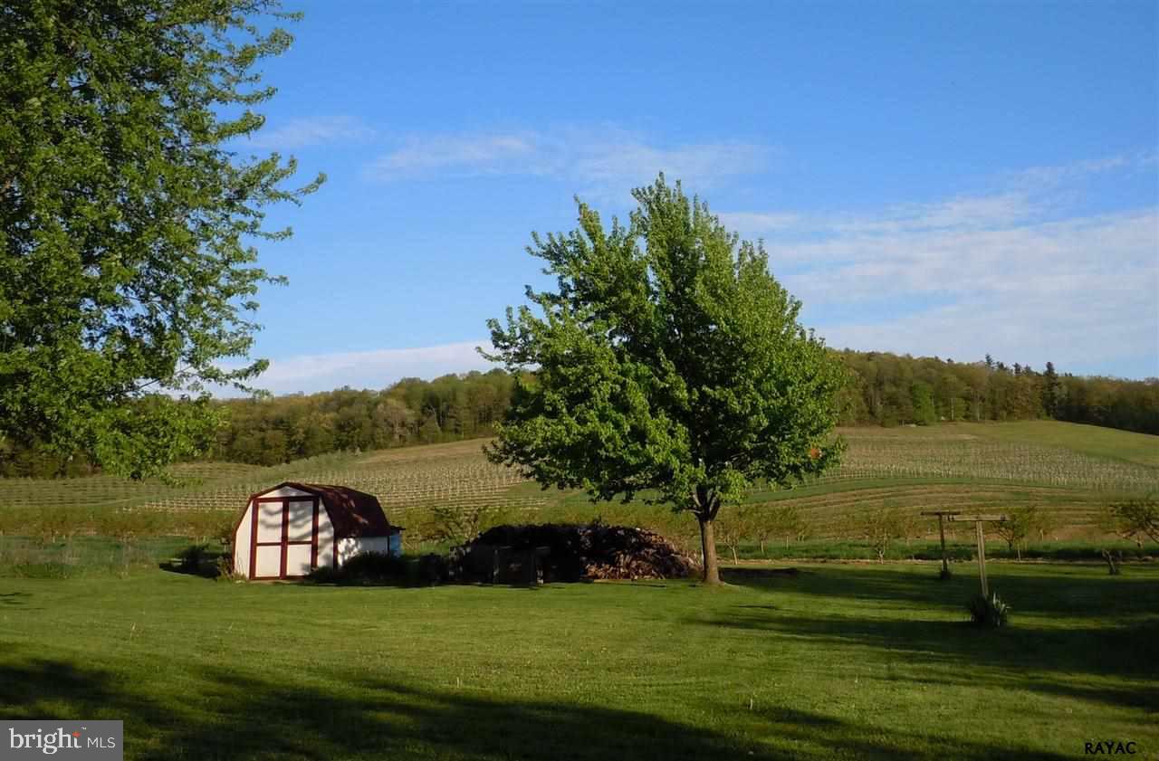 1230 Quaker Valley Road Biglerville, PA 17307 - Photo 9 of 30 Gallery Image 9