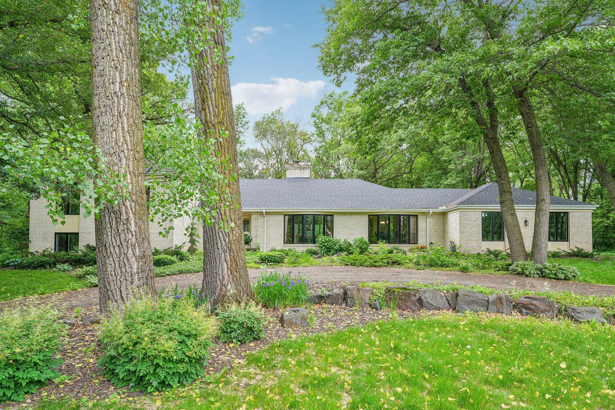 23 Evergreen Road North Oaks, MN 55127 - Photo 5 of 79
