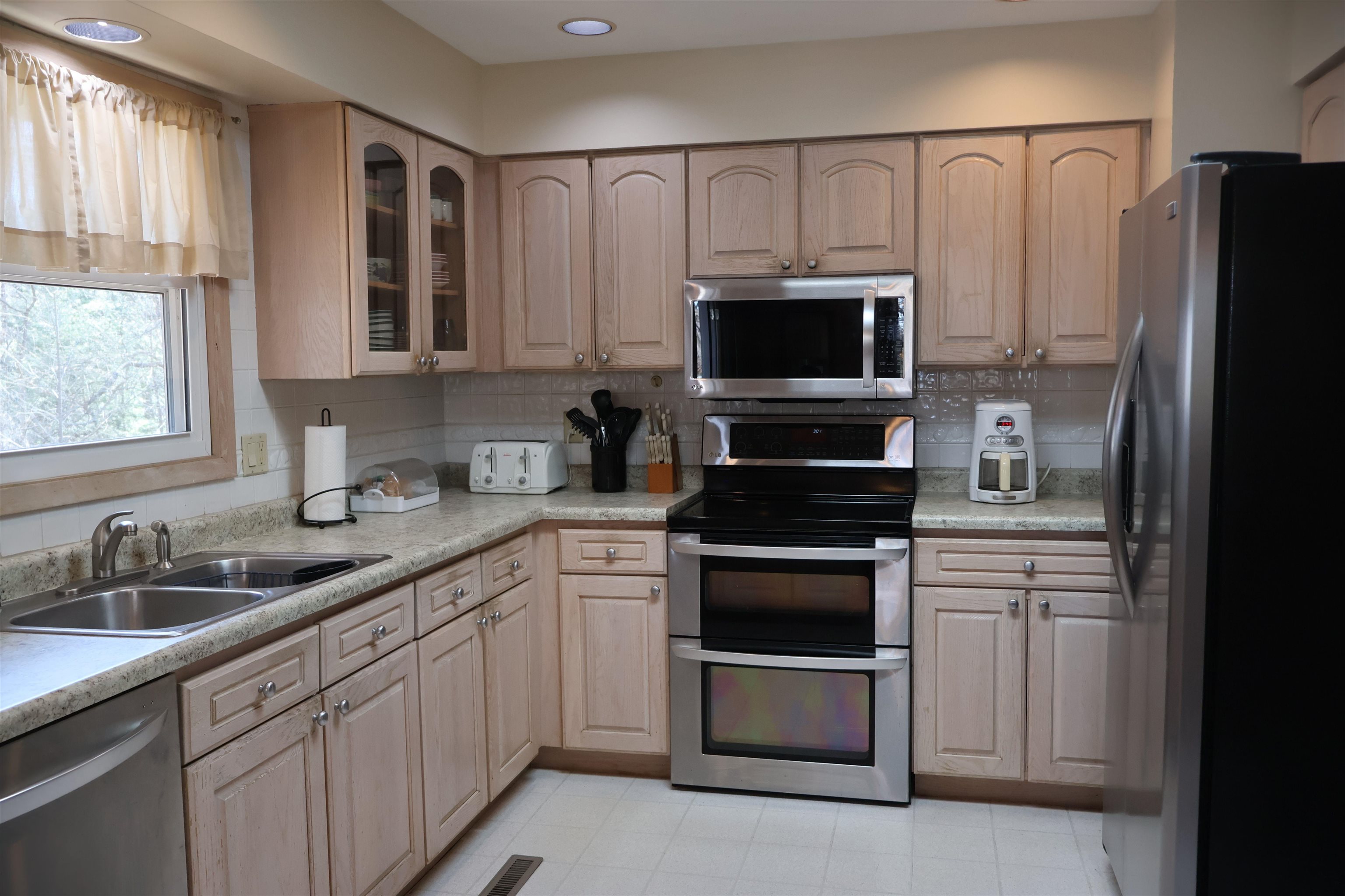 N2594 Oak Ridge Road Brodhead, WI 53520 - Photo 13 of 62