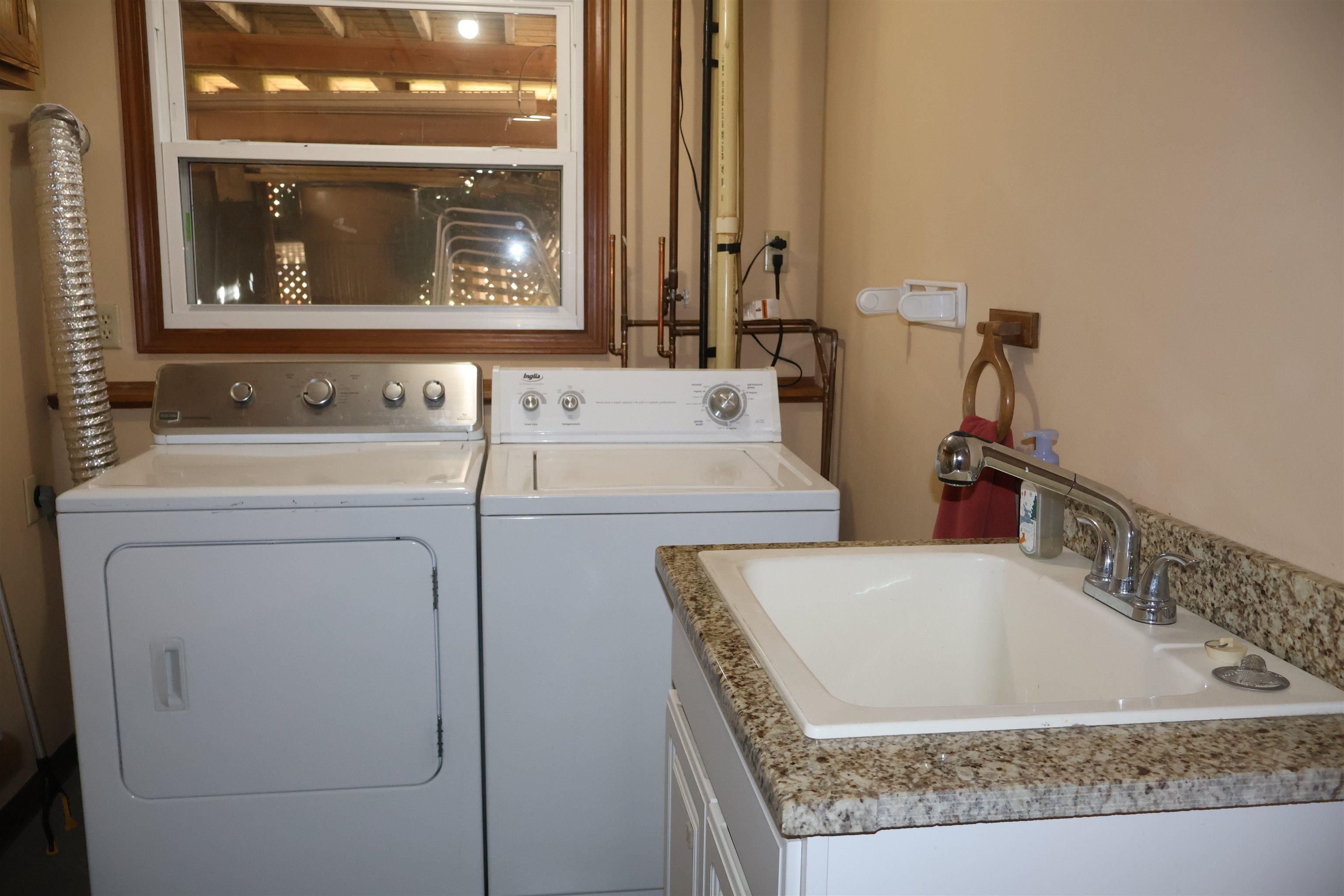 N2594 Oak Ridge Road Brodhead, WI 53520 - Photo 46 of 62