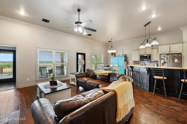 $619,900 | 74 The Hills Drive, Carriere, MS 39426