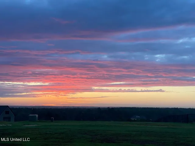 $619,900 | 74 The Hills Drive, Carriere, MS 39426