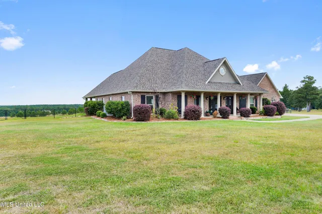 $619,900 | 74 The Hills Drive, Carriere, MS 39426
