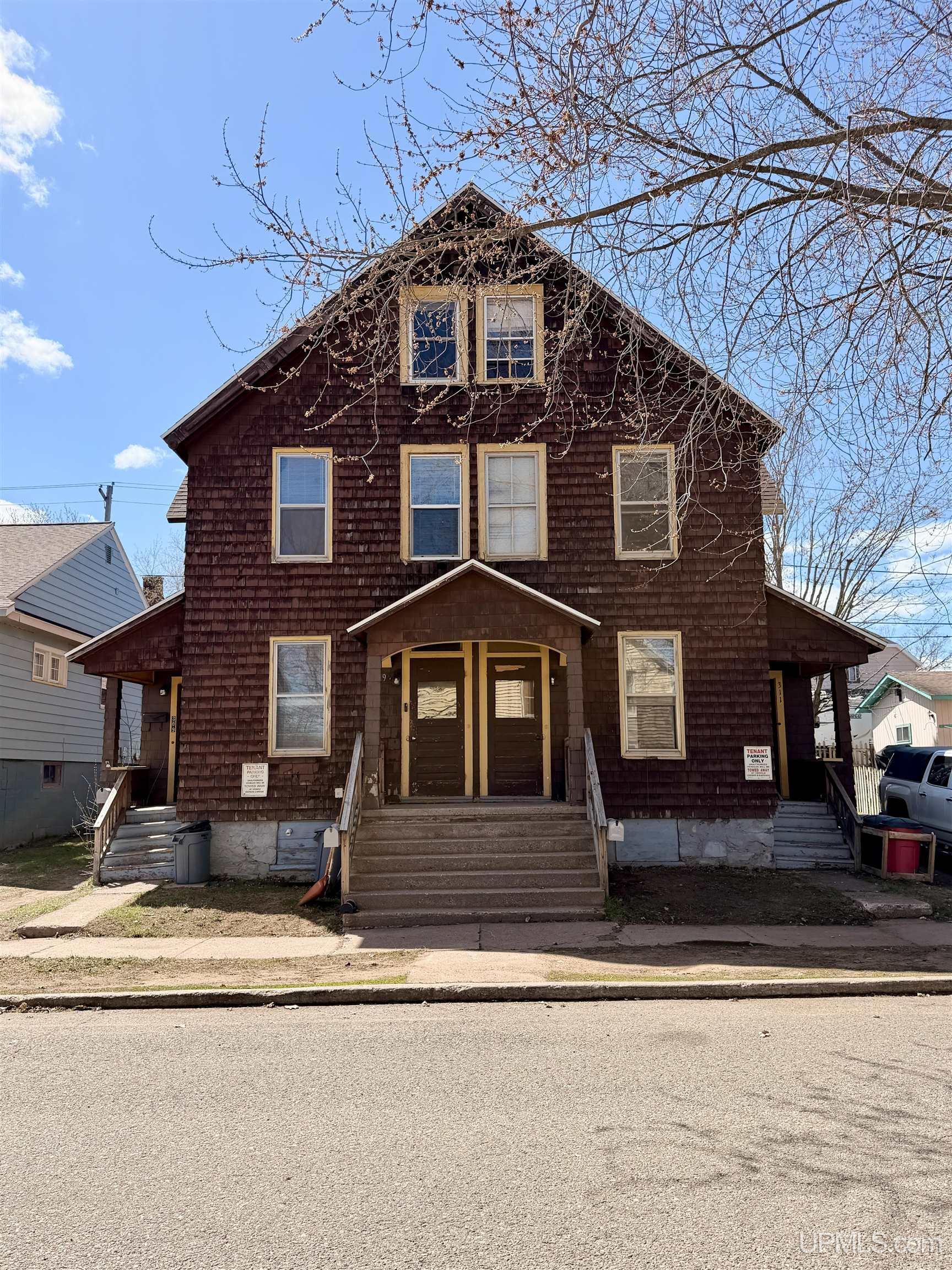 309-311 Maple Street Ishpeming, MI 49849 - Photo 1 of 49