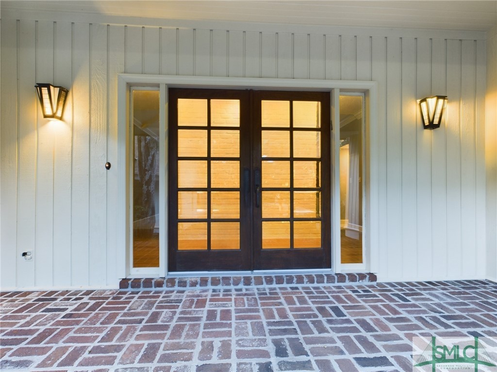 6 Pelham Road Savannah, GA 31411 - Photo 2 of 29