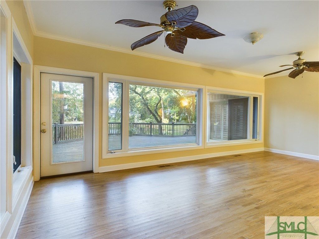 6 Pelham Road Savannah, GA 31411 - Photo 8 of 29 Dining/Sunroom