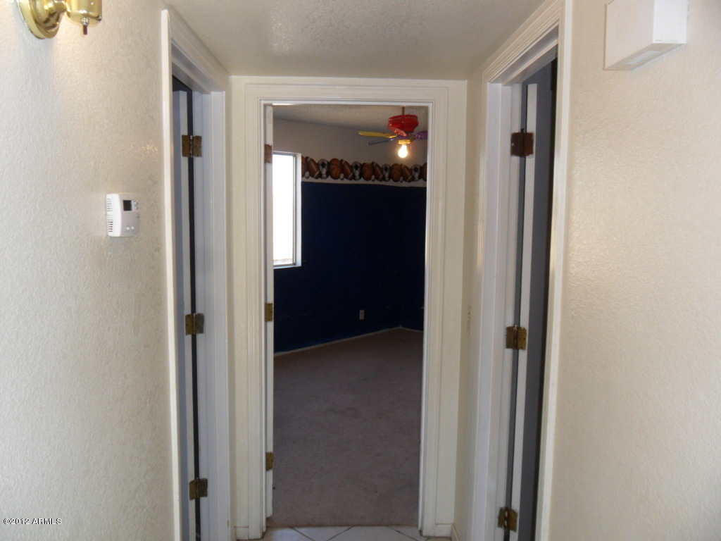 1424 East Fremont Road Phoenix, AZ 85042 - Photo 16 of 25 SAM_0364