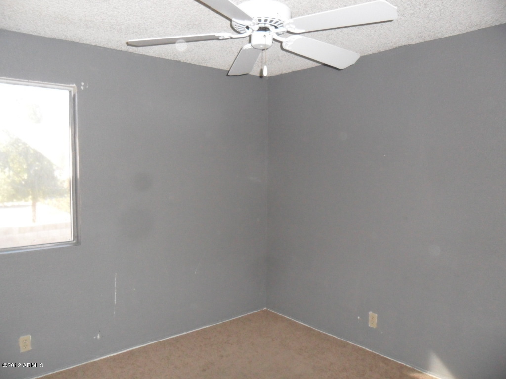 1424 East Fremont Road Phoenix, AZ 85042 - Photo 17 of 25 SAM_0365