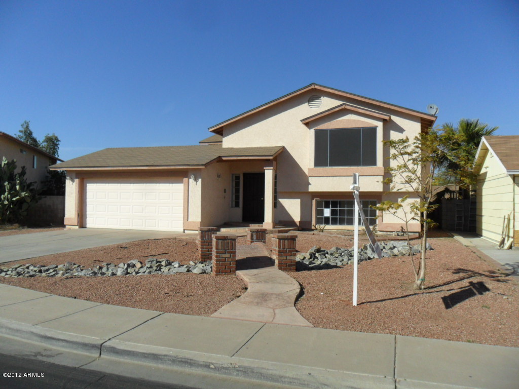 1424 East Fremont Road Phoenix, AZ 85042 - Photo 4 of 25 SAM_0352