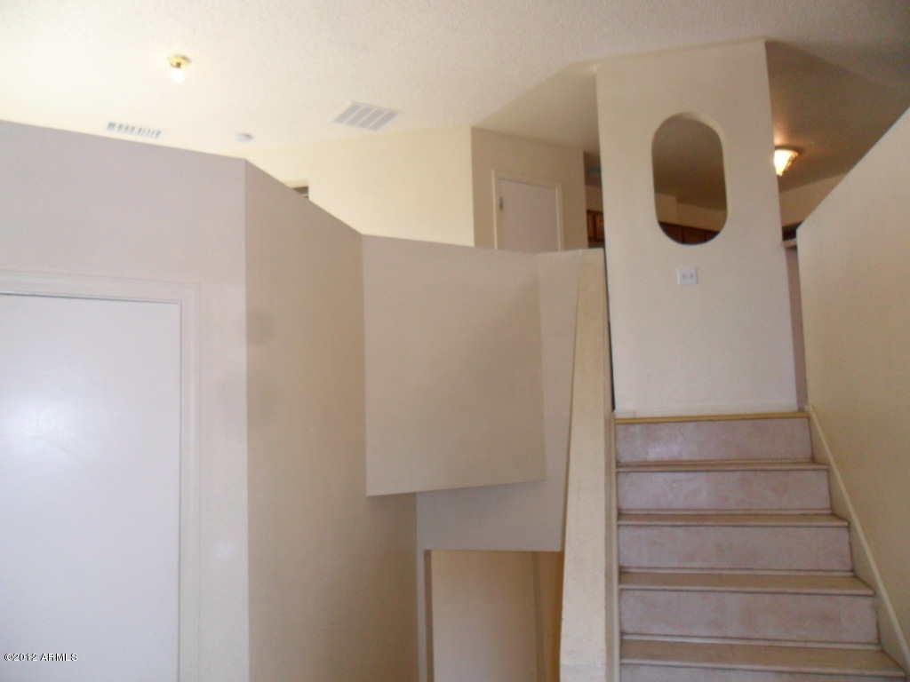 1424 East Fremont Road Phoenix, AZ 85042 - Photo 7 of 25 SAM_0355