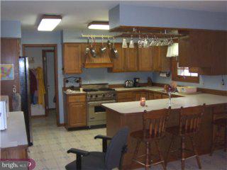 153 Knapp Road Lansdale, PA 19446 - Photo 2 of 6 Gallery Image 2