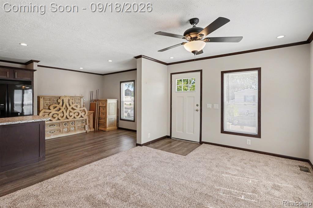 470 Flamingo Street Rochester Hills, MI 48309 - Photo 6 of 18 Gallery Image 6