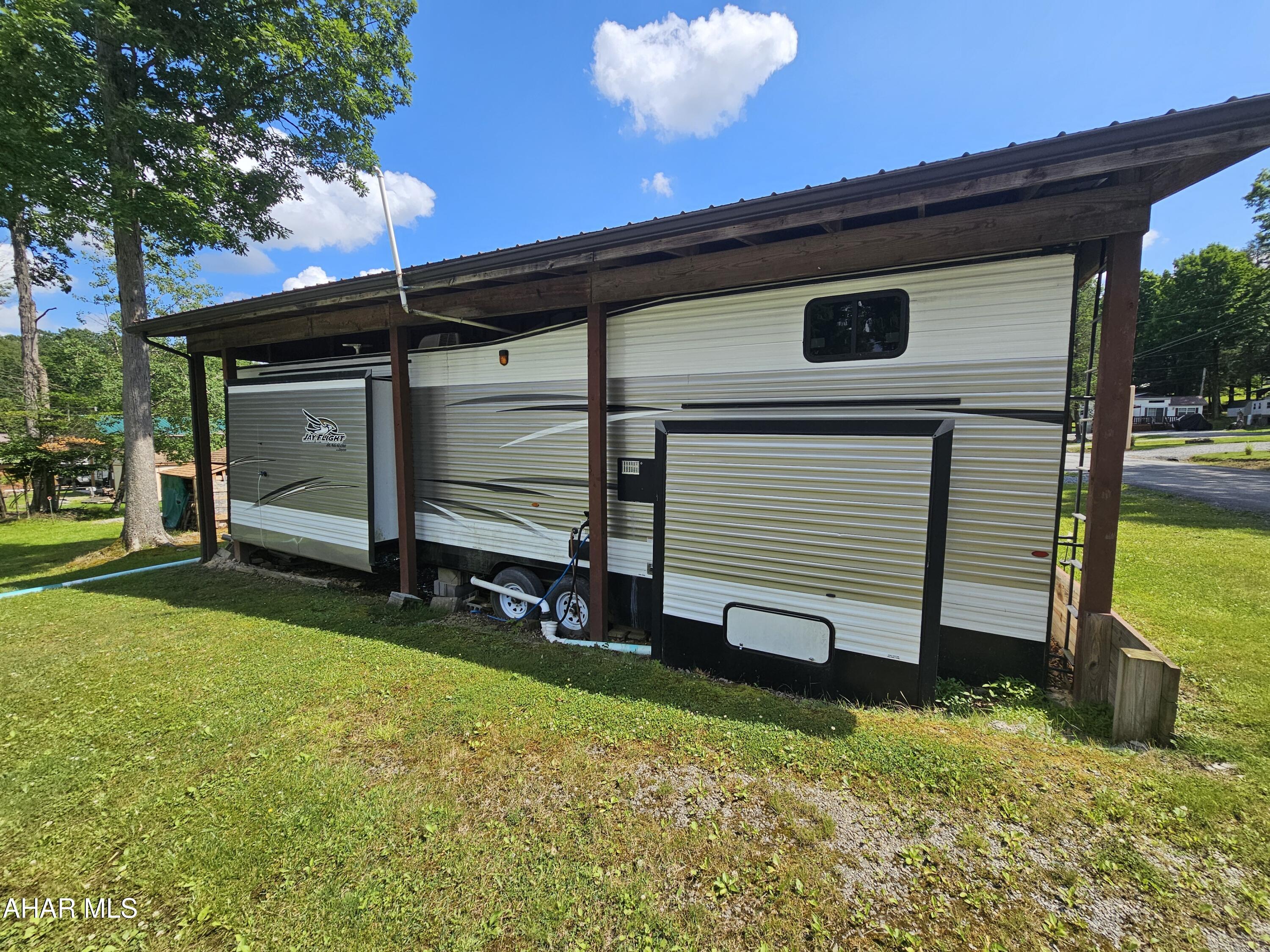 395 Fox Ridge Road Flinton, PA 16640 - Photo 5 of 22
