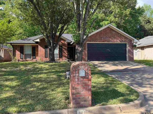 $325,000 | 411 Frederick Circle, Flint, TX 75762