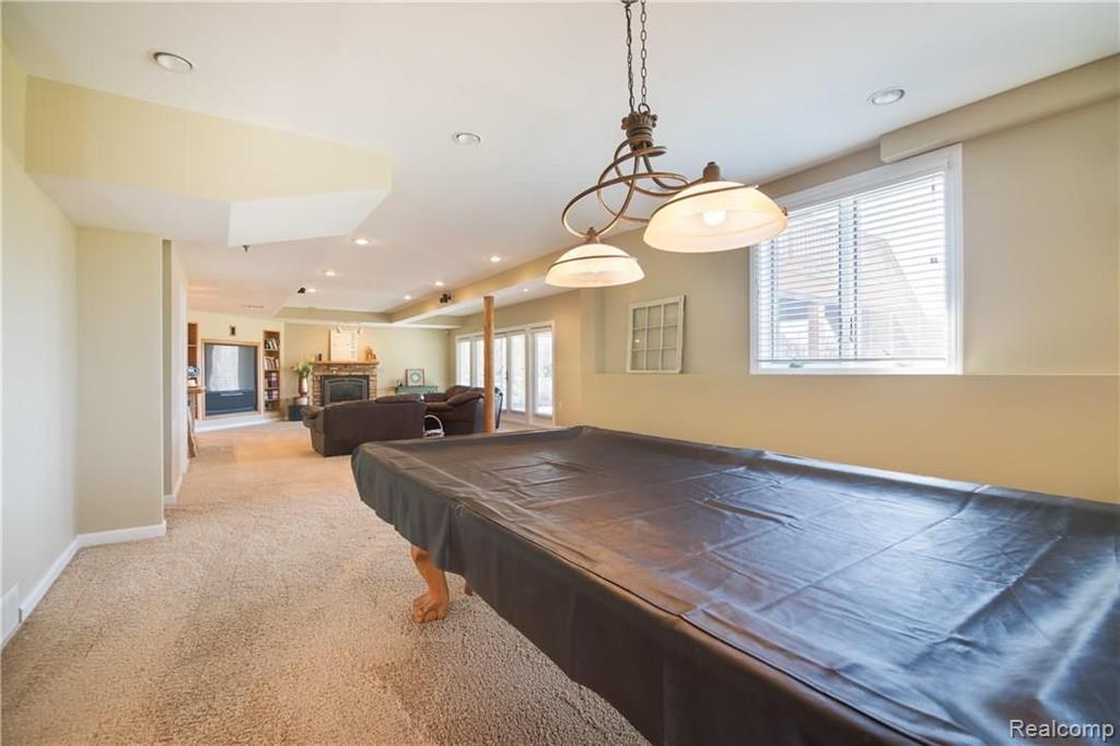 4186 Oak Tree Circle Rochester, MI 48306 - Photo 47 of 54