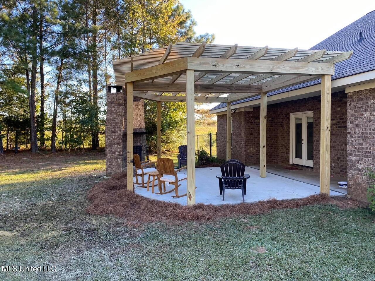 273 Caitlin Avenue Mathiston, MS 39752 - Photo 2 of 28 IMG_2047 (1)
