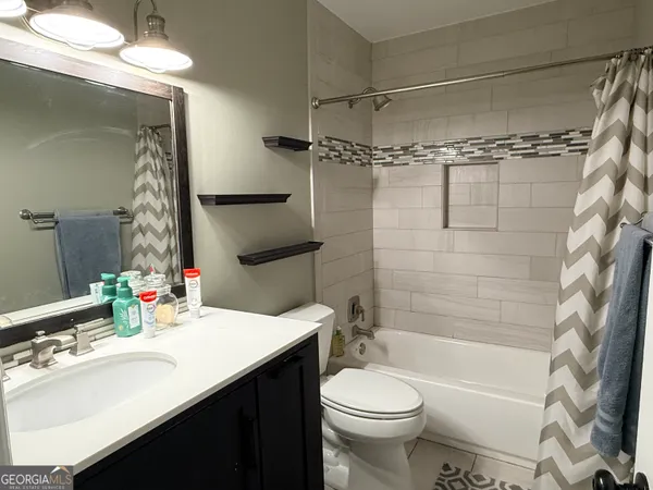 $299,900 | 171 Candy Circle, Winterville, GA 30683