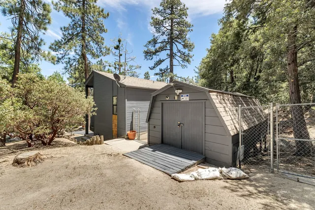 $579,000 | 25370 Eagles Nest Trail, Idyllwild, CA 92549