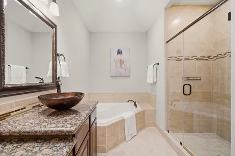 $539,000 | 5539 Kiam Street, Houston, TX 77007