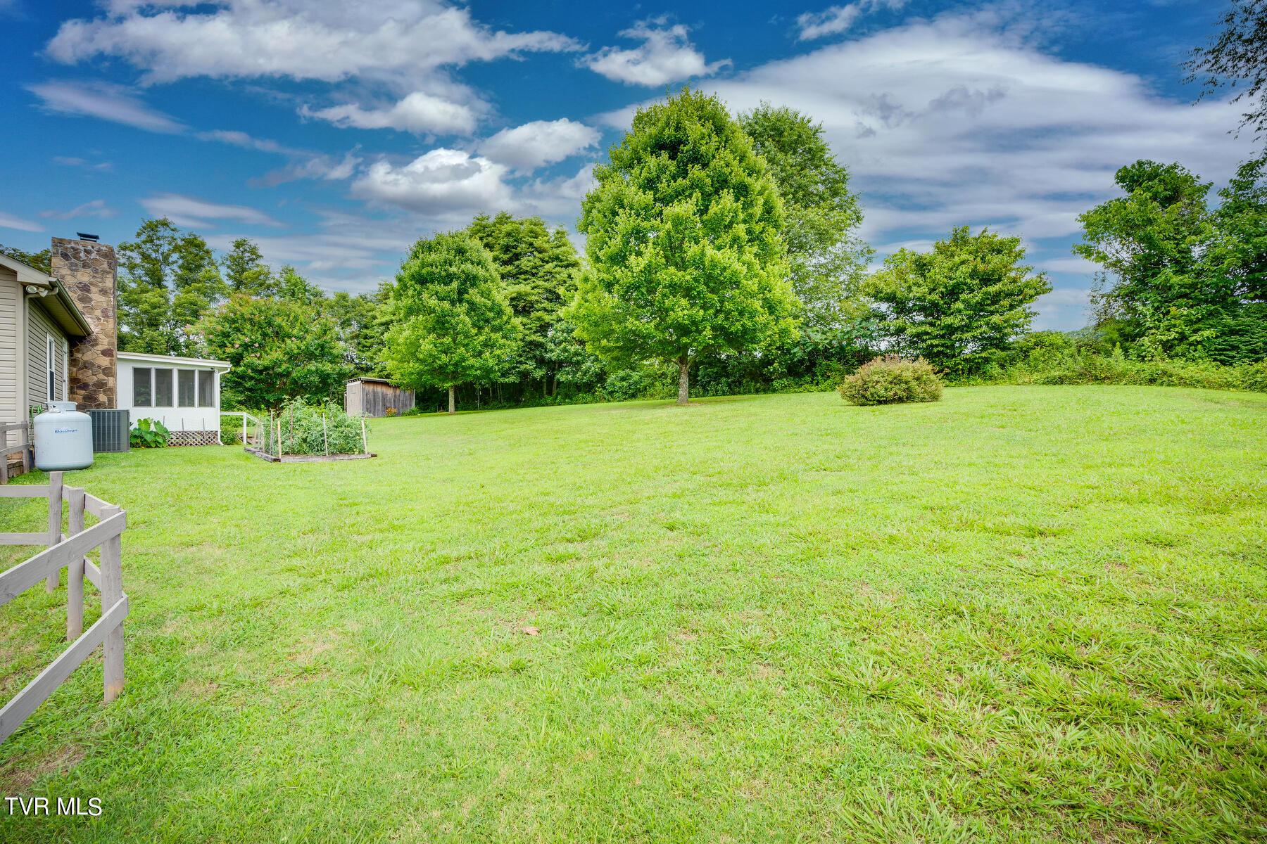 445 Stewart Road Chuckey, TN 37641 - Photo 37 of 51 037