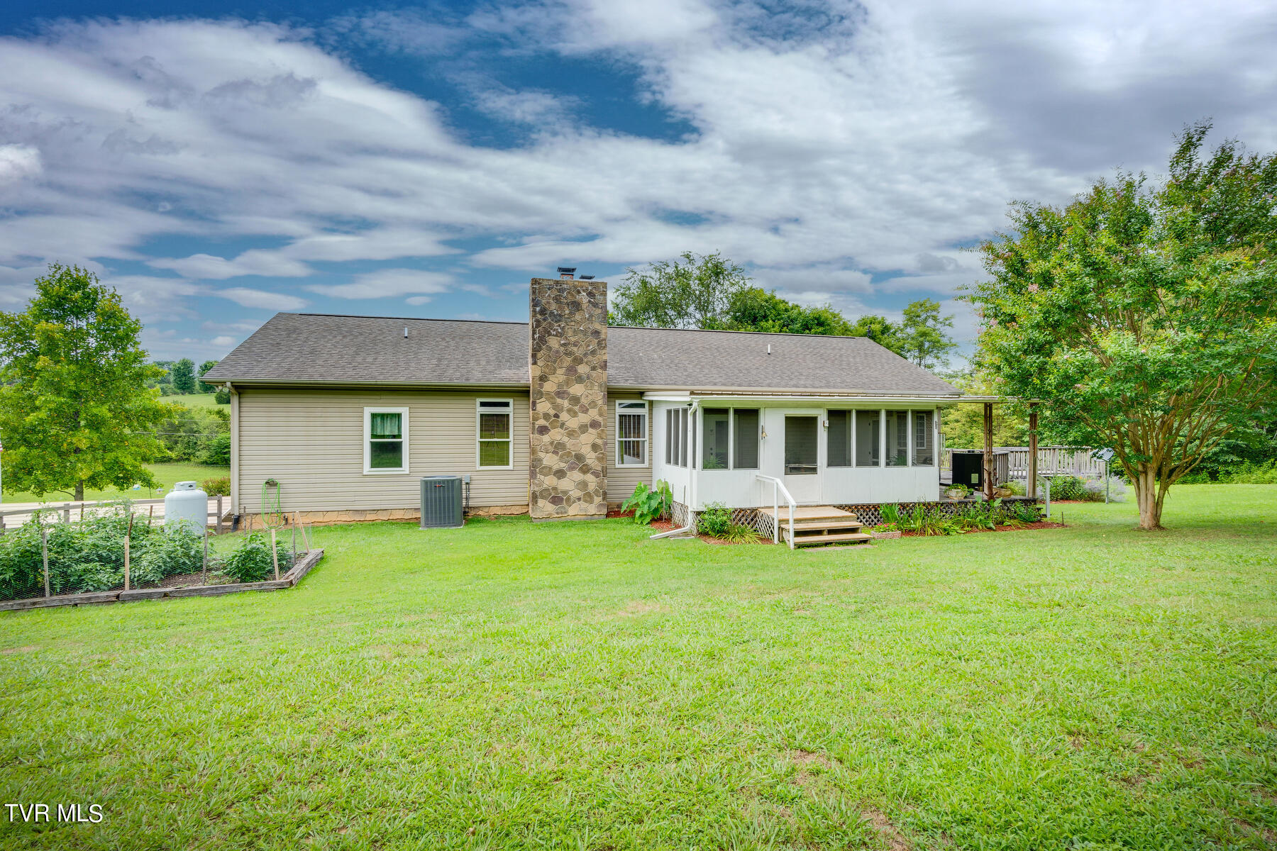 445 Stewart Road Chuckey, TN 37641 - Photo 39 of 51 039