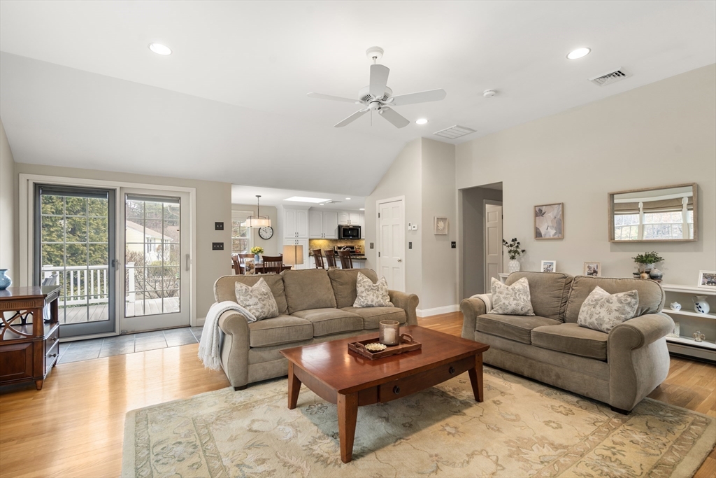 6 Marlyn Road Medfield, MA 02052 - Photo 12 of 42 Gallery Image 12