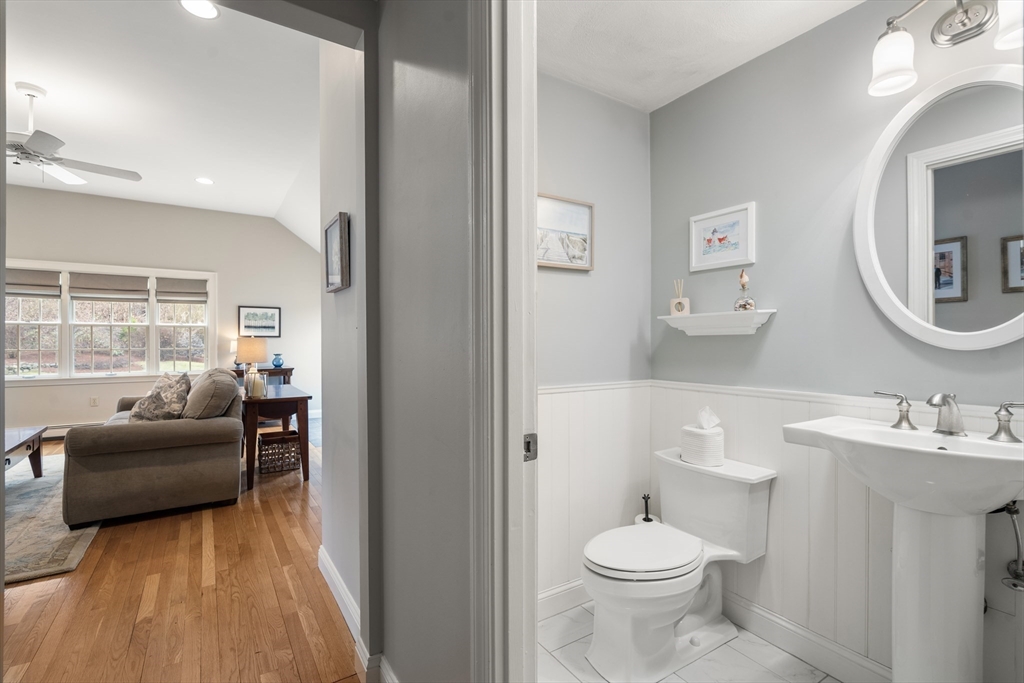 6 Marlyn Road Medfield, MA 02052 - Photo 14 of 42 Gallery Image 14