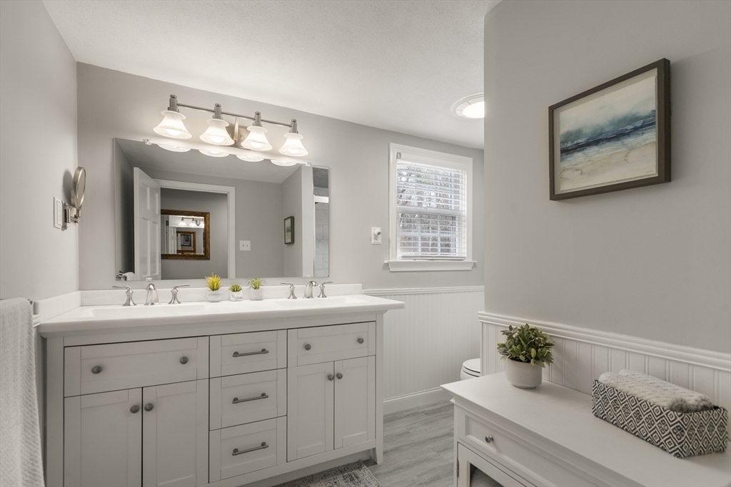 6 Marlyn Road Medfield, MA 02052 - Photo 22 of 42 Gallery Image 22