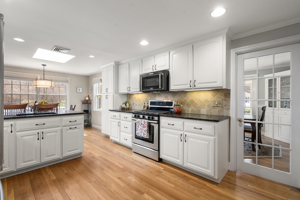 6 Marlyn Road Medfield, MA 02052 - Photo 7 of 42 Gallery Image 7