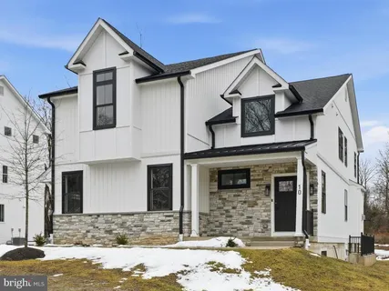 $1,085,000 | 10 Churchville Lane, Churchville, PA 18966
