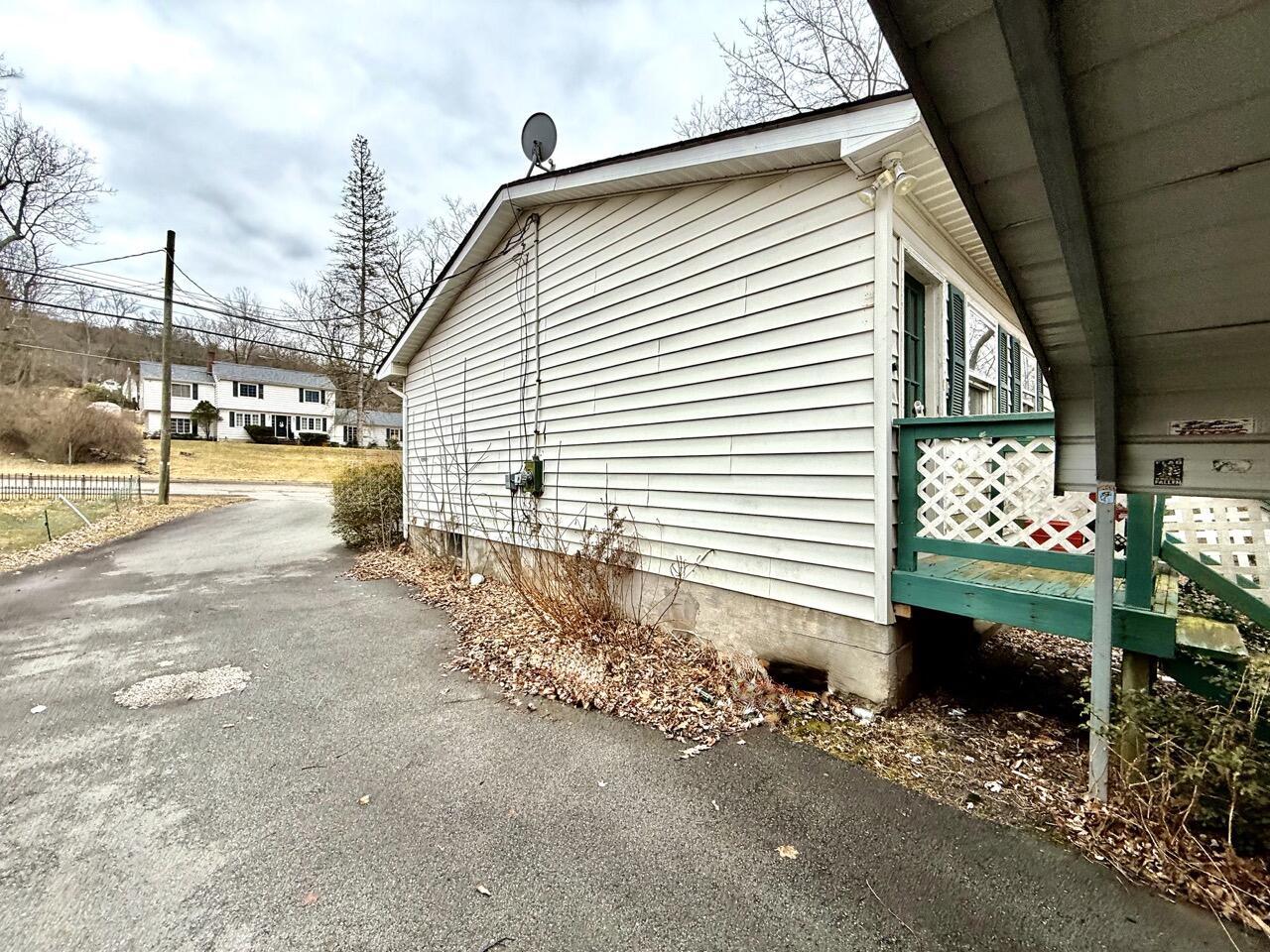 190 Carverton Road Trucksville, PA 18708 - Photo 4 of 12 IMG_0995 Large