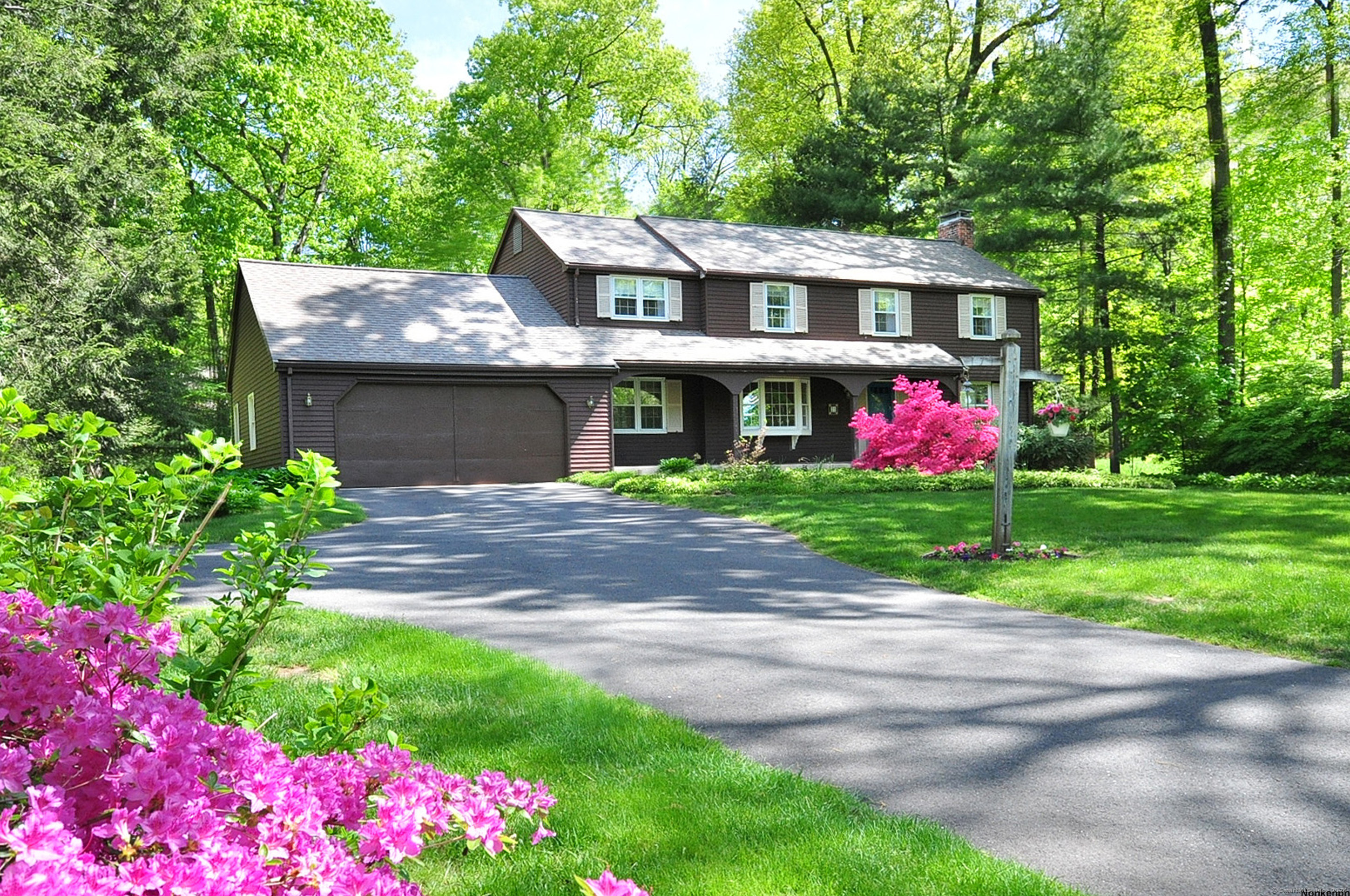 21 Crestwood Road Simsbury, CT 06070 - Photo 1 of 1