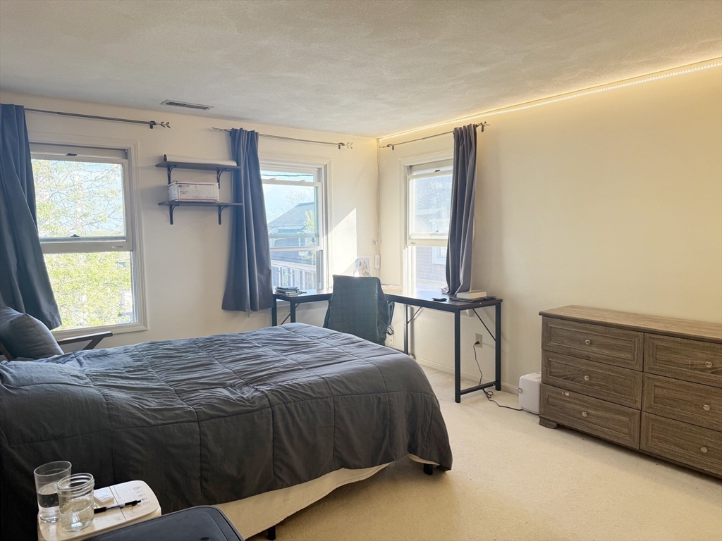 14 Kings Court, Unit 14 Arlington, MA 02474 - Photo 6 of 27