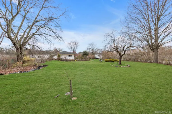$589,000 | 1521 Pine Acres Boulevard, Bay Shore, NY 11706