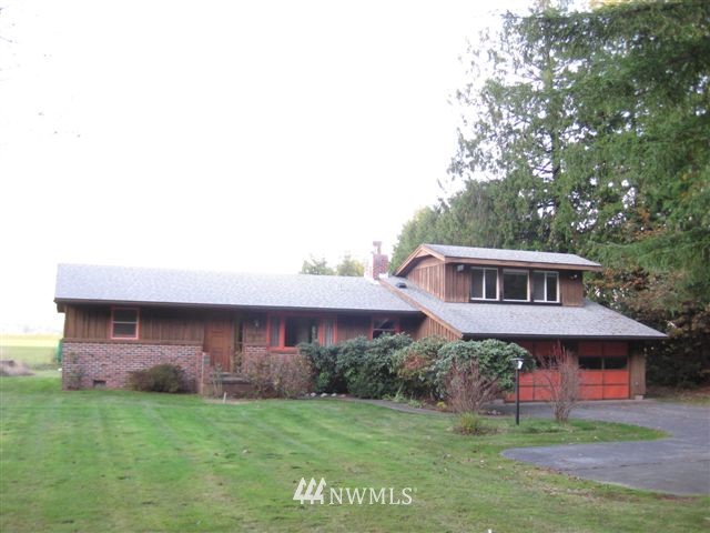 562 Pangborn Road Lynden, WA 98264 - Photo 2 of 12