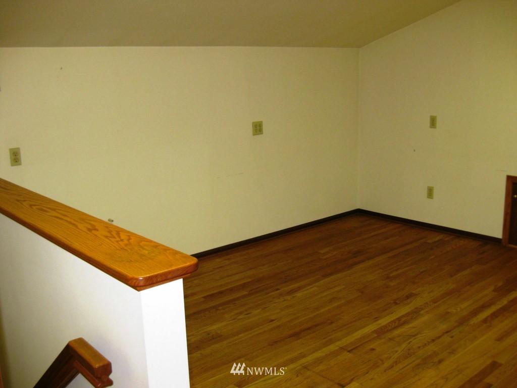 562 Pangborn Road Lynden, WA 98264 - Photo 11 of 12