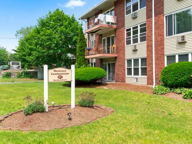 $339,900 | 977 Westford Street, Unit 4, Lowell, MA 01851