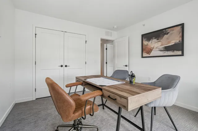 $2,875 | 10030 Diffley Court, Inver Grove Heights, MN 55077