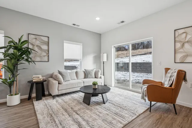 $2,875 | 10030 Diffley Court, Inver Grove Heights, MN 55077