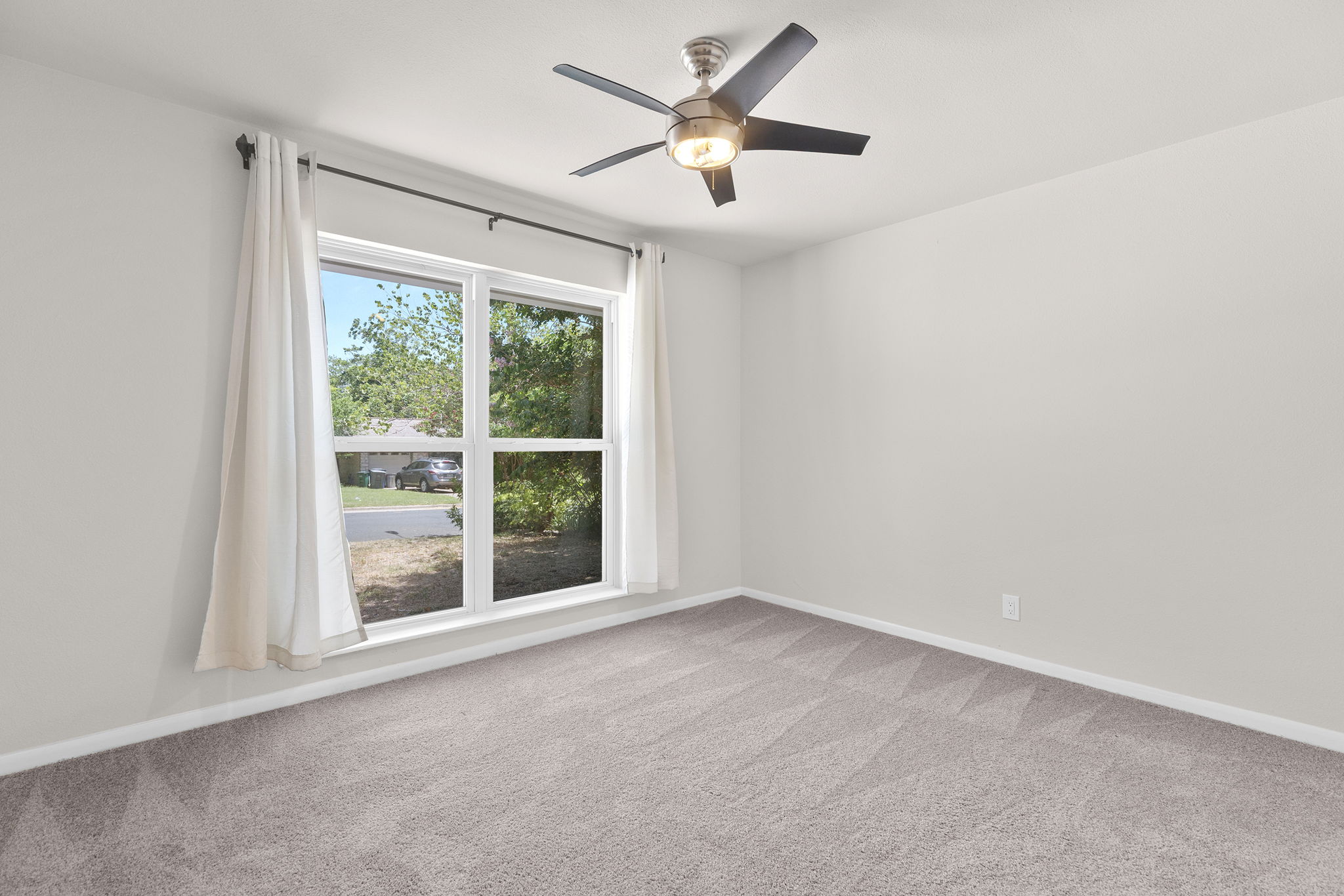 501 Arbor Lane Austin, TX 78745 - Photo 7 of 29