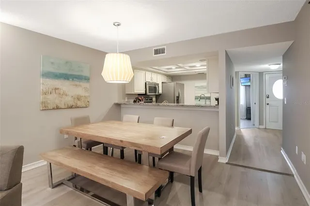 $6,300 | 1326 Siesta Bayside Drive, Unit 1326D, Sarasota, FL 34242