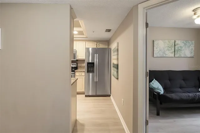 $6,300 | 1326 Siesta Bayside Drive, Unit 1326D, Sarasota, FL 34242