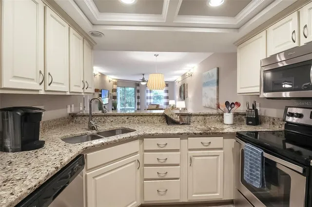 $6,300 | 1326 Siesta Bayside Drive, Unit 1326D, Sarasota, FL 34242