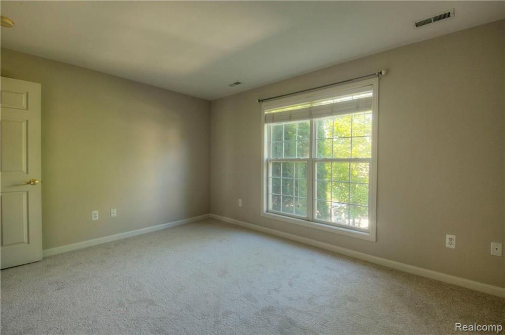 28126 Carlton Way Drive Novi, MI 48377 - Photo 24 of 43