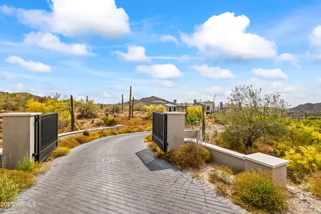 $25,000,000 | 20646 North 112th Street, Scottsdale, AZ 85255