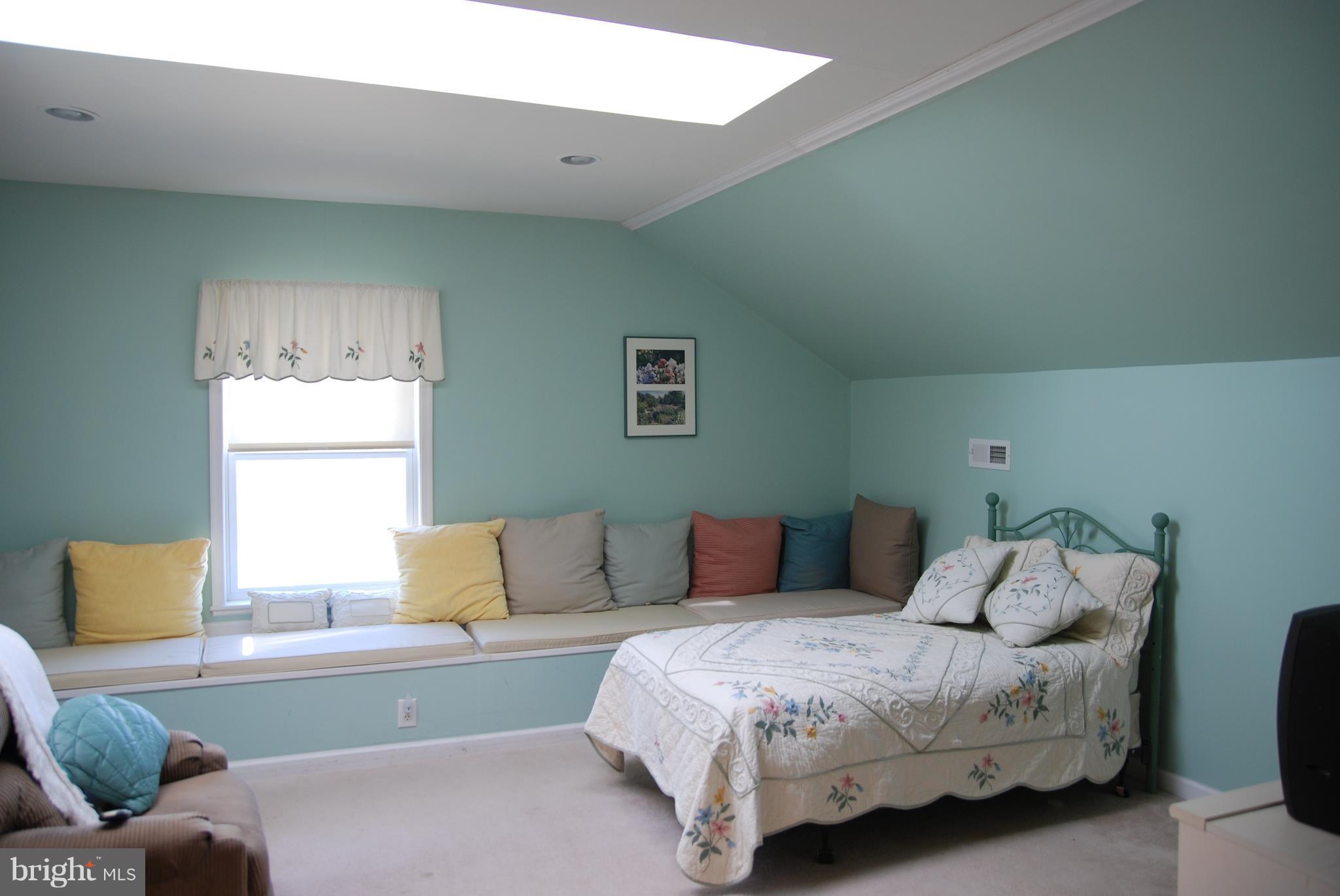 50705 Holly Point Road Dameron, MD 20628 - Photo 19 of 25 top floor bedroom