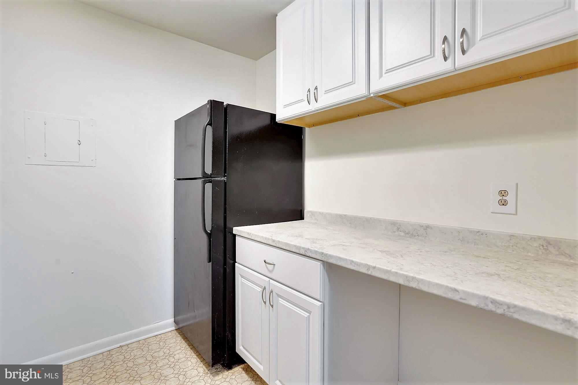 11603 Vantage Hill Road, Unit 1A Reston, VA 20190 - Photo 8 of 24 New Kitchen counters