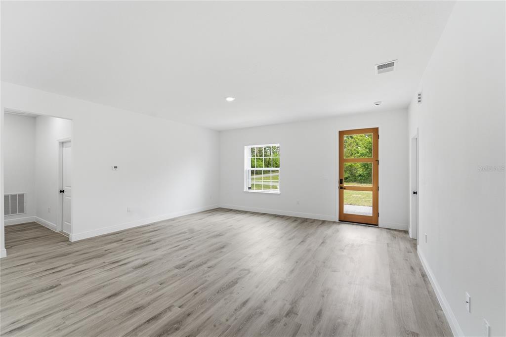 16390 Southwest 27th Terrace Road Ocala, FL 34473 - Photo 7 of 35