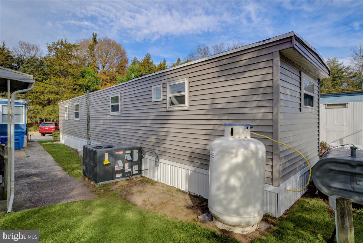 114 Cookstown New Egypt Road Wrightstown, NJ 08562 - Photo 7 of 30 a view of a house with a patio
